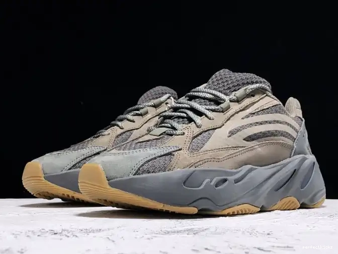 v2 Yeezy Geode 700 EG6860 Boost Adidas 0519
